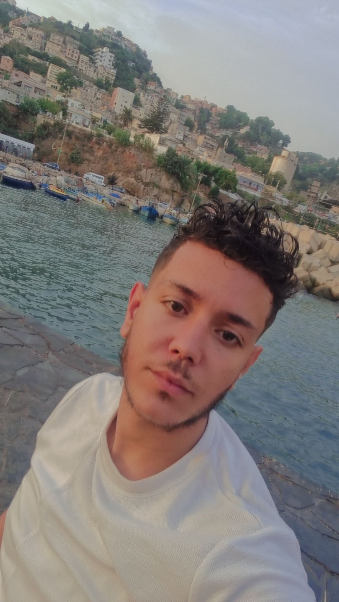 Fouad Azira_9TokL
